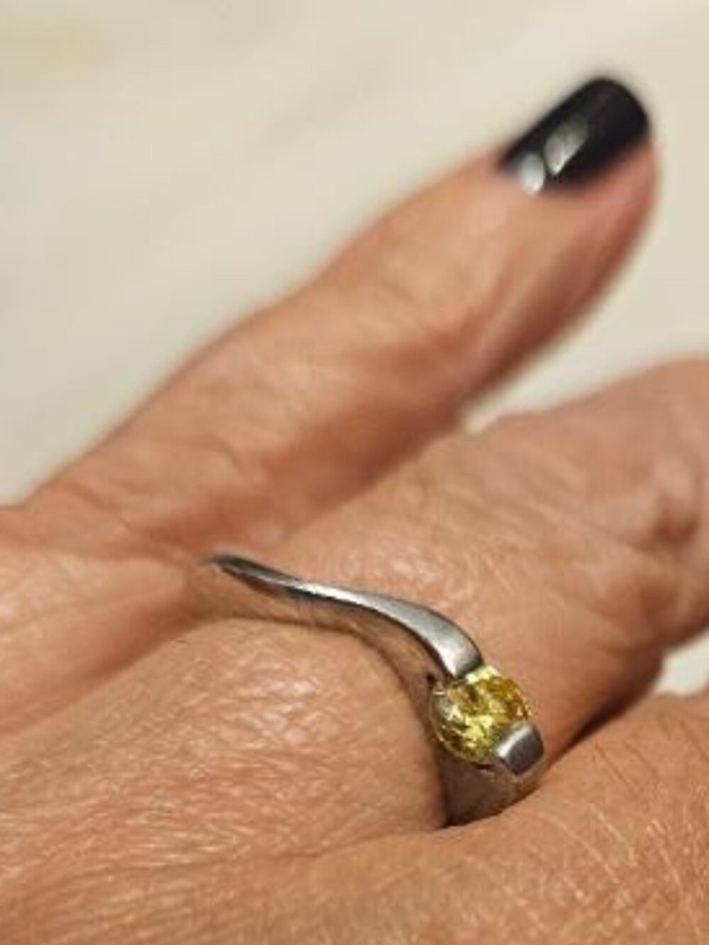 Beautiful Silver Stackable Ring Size 7 - Picture 2 of 12